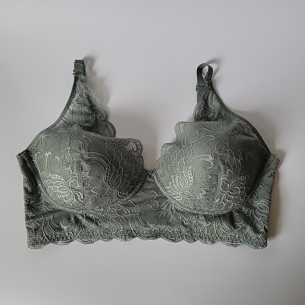 Maidenform Casual Comfort Wireless Bralette 38C Sage Green Lace Convertible‎